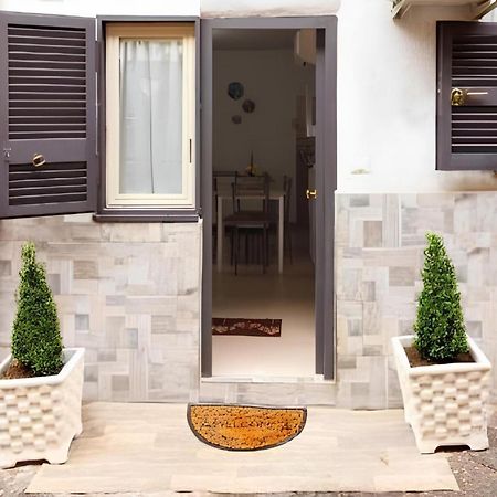 Апартаменты Maurizio E Alessia House Неаполь Экстерьер фото