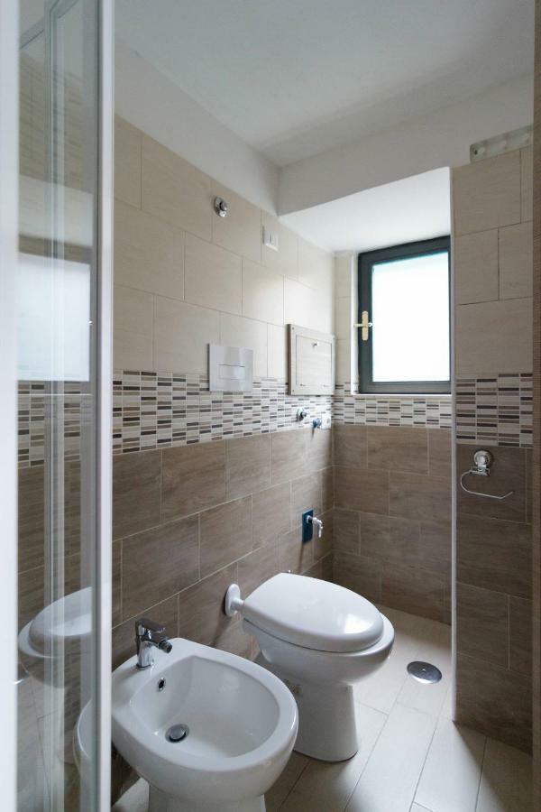 Апартаменты Maurizio E Alessia House Неаполь Экстерьер фото